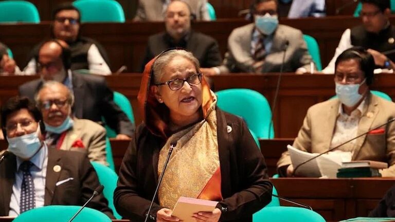 অনির্বাচিত সরকারের অধীনে আর কোন নির্বাচন হবে না: প্রধানমন্ত্রী