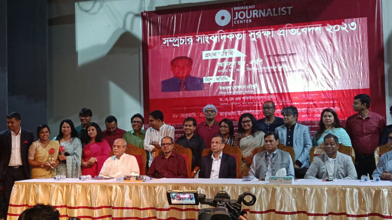 সাংবাদিকদের সুরক্ষায় সরকার বদ্ধপরিকর: আইনমন্ত্রী