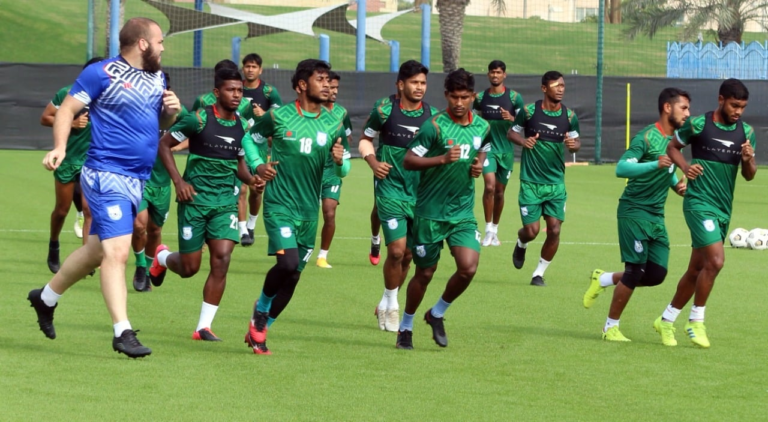 ফিফার নিয়মে বাদ পড়লেন ৪ জন
