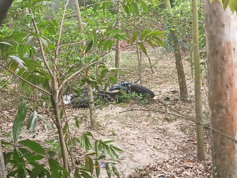 সিরাজগঞ্জে মোটরসাইকেল নিয়ন্ত্রণ হারিয়ে নিহত ১