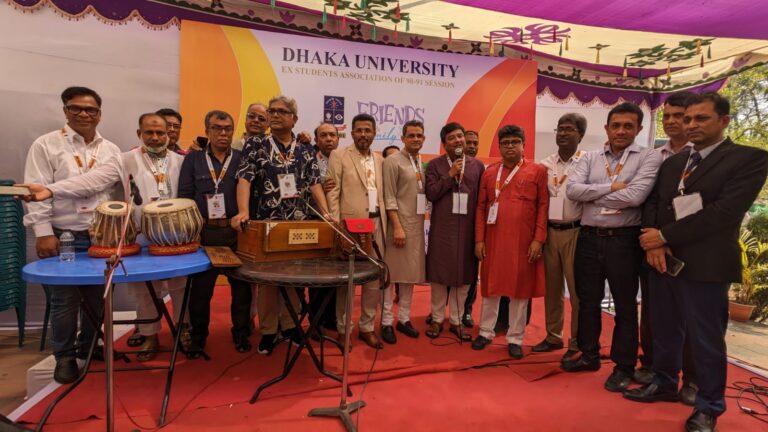 ঢাবিতে নব্বই দশকের শিক্ষার্থীদের মিলনমেলা
