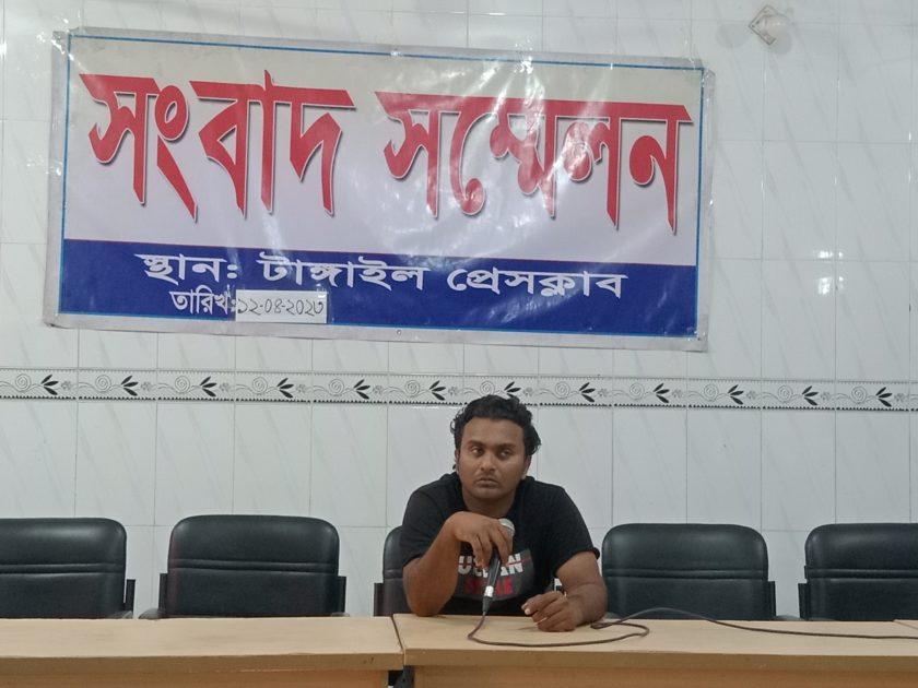 বড় মনির মামলার বাদী সেই কিশোরীর বিরুদ্ধে আপন ভাইয়ের সংবাদ সম্মেলন!