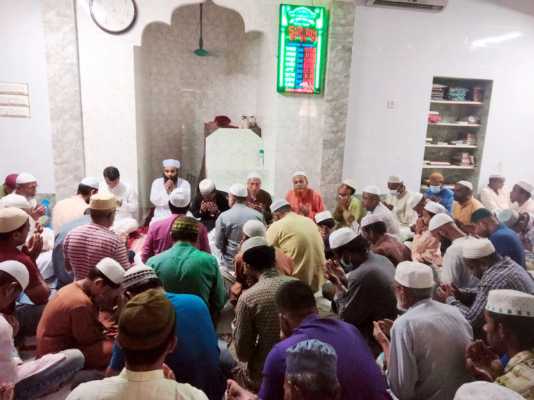 পিরোজপুর প্রেসক্লাব সভাপতির পিতার রূহের মাগফিরাত কামনায় দোয়া মাহফিল