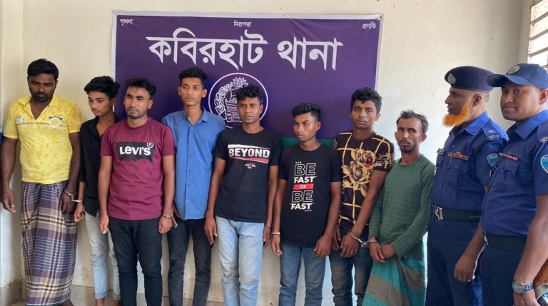 নোয়াখালীতে অপহৃত স্কুলছাত্রী উদ্ধার, গ্রেফতার ৮