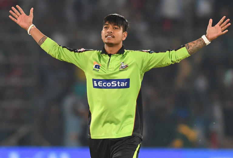 সন্দ্বীপ লামিচানের বিশ্বরেকর্ড