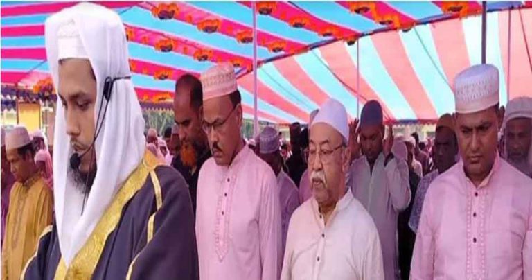 নরসিংদীতে ঈদের নামাজ আদায়