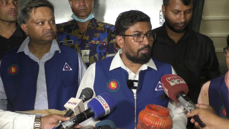 বিএসটিআইয়ের অভিযানে বেভারেজ কারখানা সিলগালা