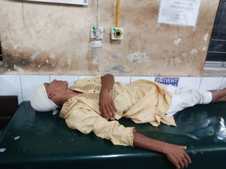 সালিশী বৈঠকে হামলা, আহত ৫