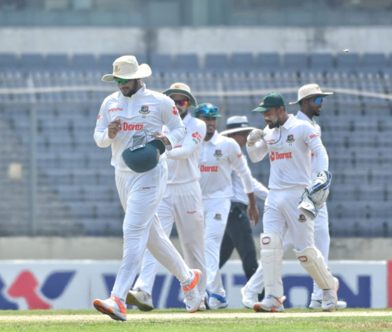 টিভিতে আজকের খেলা