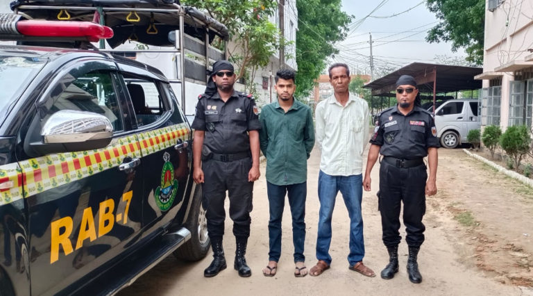 ইয়াবা ও গাঁজাসহ র্যাবের জালে আটক ২ কারবারী
