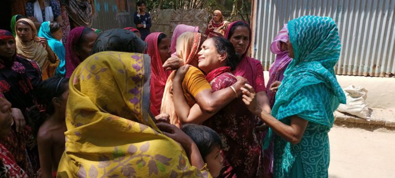 বৃদ্ধার মরদেহ উদ্ধার,বখাটে যুবক আটক