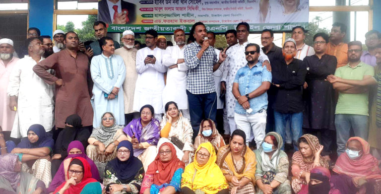 ১০ দফা দাবি বাস্তবায়নের লক্ষে টাঙ্গাইলে বিএনপির অবস্থান কর্মসূচি