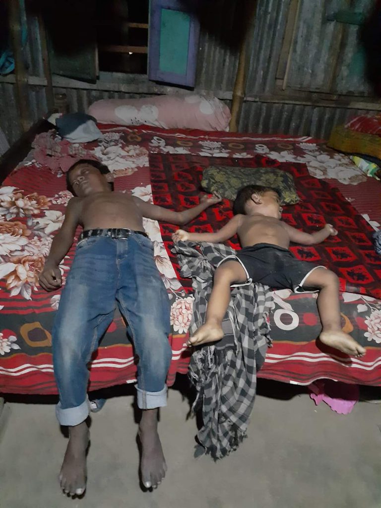 টাঙ্গাইলে মাসহ ২ ছেলের লাশ উদ্ধার, হত্যা নাকি আত্মহত্যা!