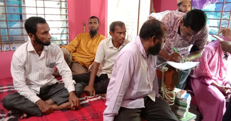 নকল সরবরাহের দায়ে মাদ্রাসা শিক্ষকসহ আটক ১০