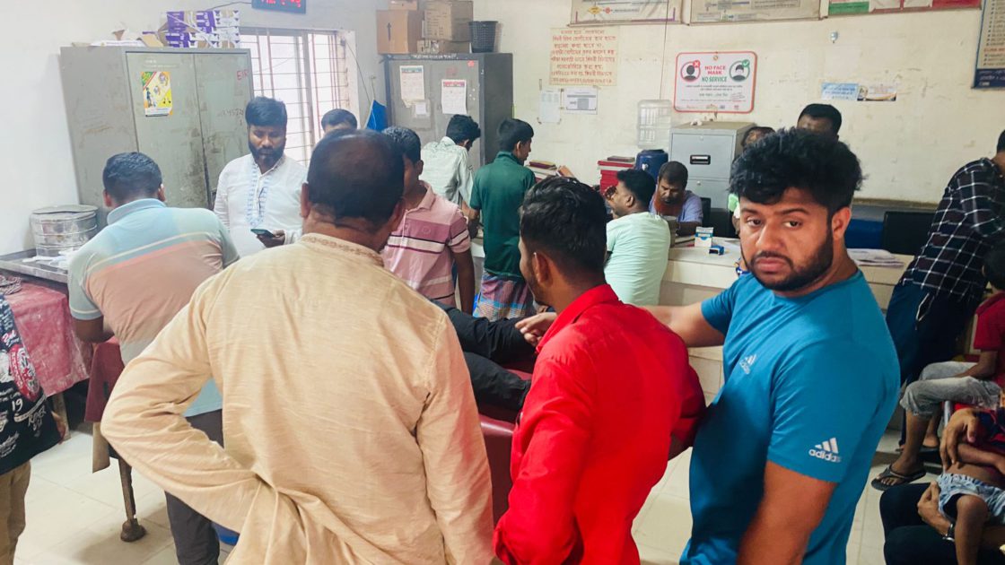 সোনাইমুড়ীতে পূর্ব দ্বন্দ্বের জেরে দু’পক্ষের সংঘর্ষ, আহত-২