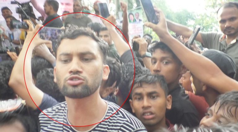 নোয়াখালীতে বিএনপির জনসমাবেশে সাংবাদিক লাঞ্চিত