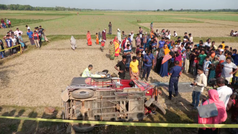 ছিনতাইকারীদের ছুরিকাঘাতে ইজিবাইক চালক নিহত