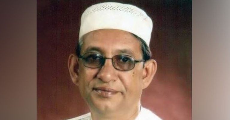 সাবেক প্রতিমন্ত্রী মাহবুবকে সভাপতির পদ থেকে সাময়িক অব্যাহতি