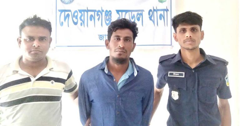 স্ত্রীকে শ্বাসরোধে হত্যার অভিযোগে স্বামী আটক