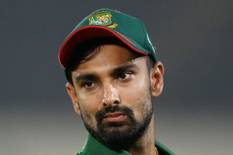 হলুদ সাংবাদিকতার বিরুদ্ধে ক্ষোভ প্রকাশ করলেন লিটন
