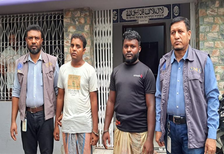 বাগেরহাটে দুই অনলাইন জুয়ারী গ্রেপ্তার