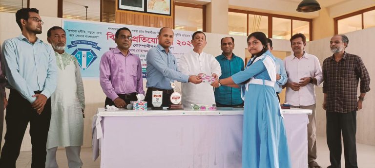 গণসচেতনতা সৃষ্টি ও সততা চর্চায় শিক্ষার্থীদের বিতর্ক প্রতিযোগিতা