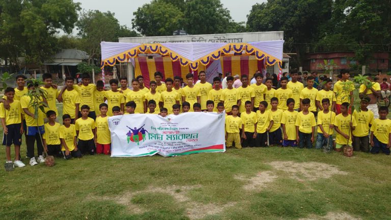 বিশ্ব পরিবেশ দিবস উপলক্ষে মাগুরার মহম্মদপুরে মিনি ম্যরাথন
