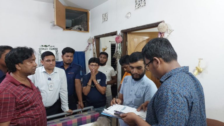 সাভারে ভ্রাম্যমান আদালতের অভিযান