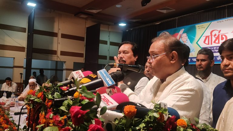 বিএনপি জামায়াতকে দিয়ে অগ্নিসন্ত্রাসের ঘোষণা দিয়েছে : তথ্যমন্ত্রী