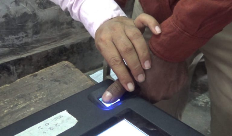 খুলনা সিটিতে ভোটগ্রহণ চলছে