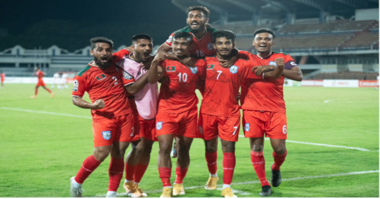 সাফ চ্যাম্পিয়নশিপ ফুটবলের সেমিফাইনালে বাংলাদেশ