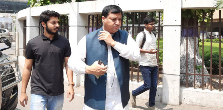 দুর্নীতির অভিযোগ, দুদক কার্যালয়ে সাবেক মেয়র জাহাঙ্গীর