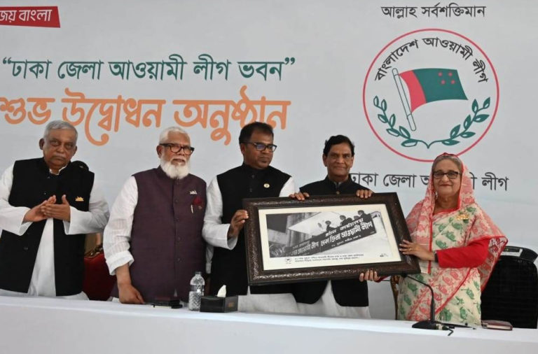 আমেরিকায় না গেলে কিচ্ছু যায় আসে না: প্রধানমন্ত্রী