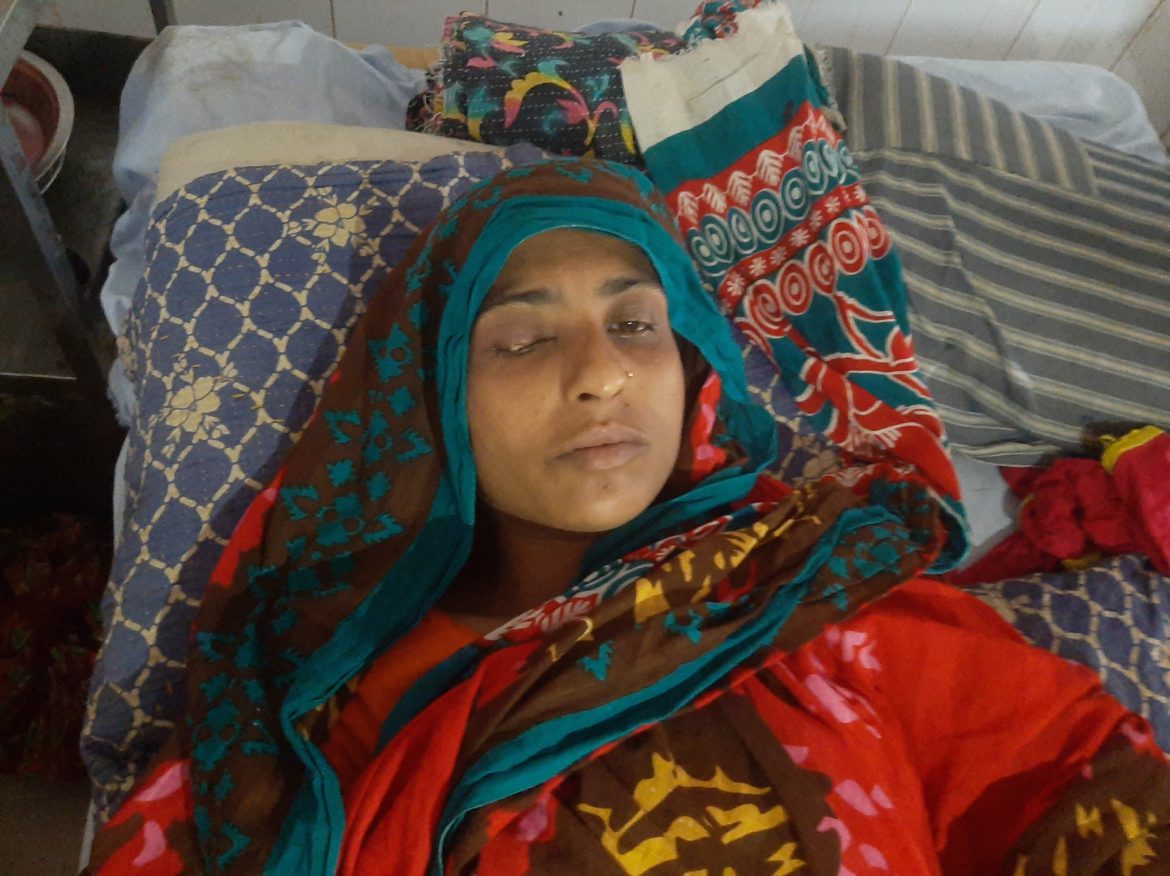 নির্যাতিত শিশুর মা মাছুরা খাতুন