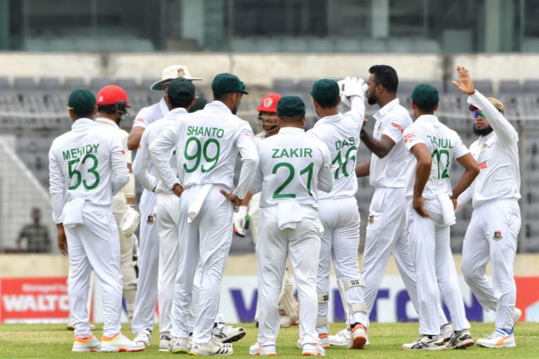 মিরপুরে চলছে উইকেট বৃষ্টি