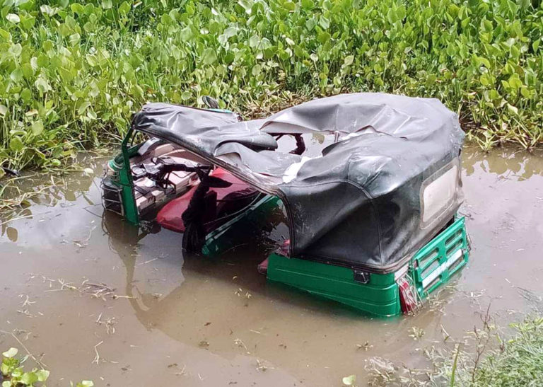 সিএনজি-মোটরসাইকেল সংঘর্ষে শিশু নিহত, আহত ৫