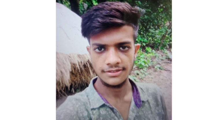 প্রতিবেশীর ছুরিকাঘাতে যুবক নিহত