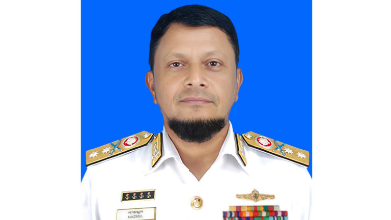 নৌবাহিনীর নতুন প্রধান এম নাজমুল হাসান
