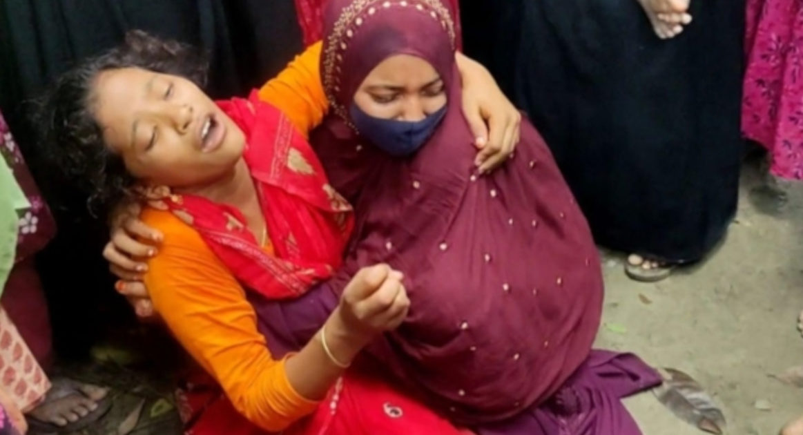 নিখোঁজের তিনদিন পর মাছের ঘেরে মিলল দুই শিশুর মরদেহ