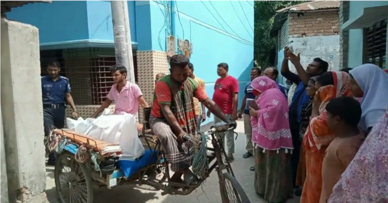 জয়পুরহাটে গৃহবধূকে শ্বাসরোধ করে হত্যা
