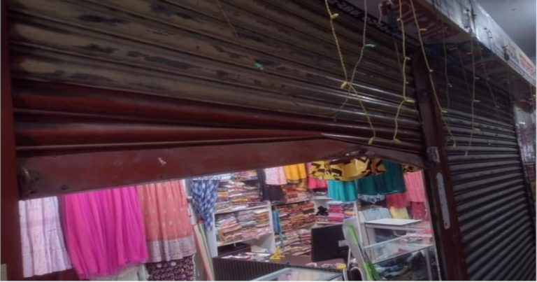 বাগেরহাটে ৭ ব্যবসা প্রতিষ্ঠানের মালামাল লুট