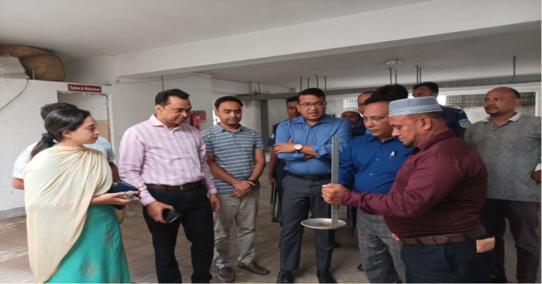 এডিস মশার লার্ভা পাওয়ায় মসিকের মামলা