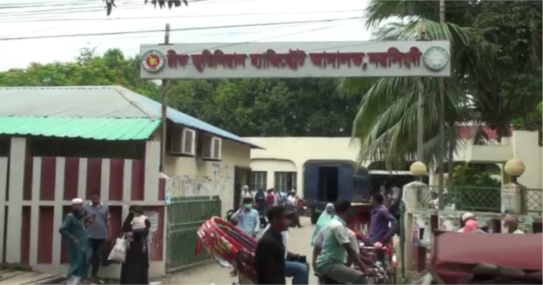 চাঁদাবাজি মামলায় রাতে গ্রেপ্তার সকালে জামিন