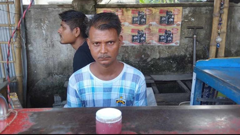 ভাত না খেয়েই ৩৭ বছর কেটে গেছে রাজুর