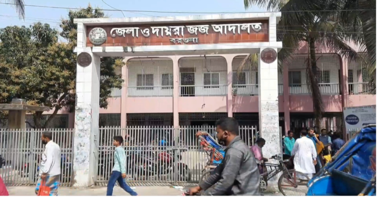 মিথ্যা মামলা করায় নারীকে কারাদণ্ড