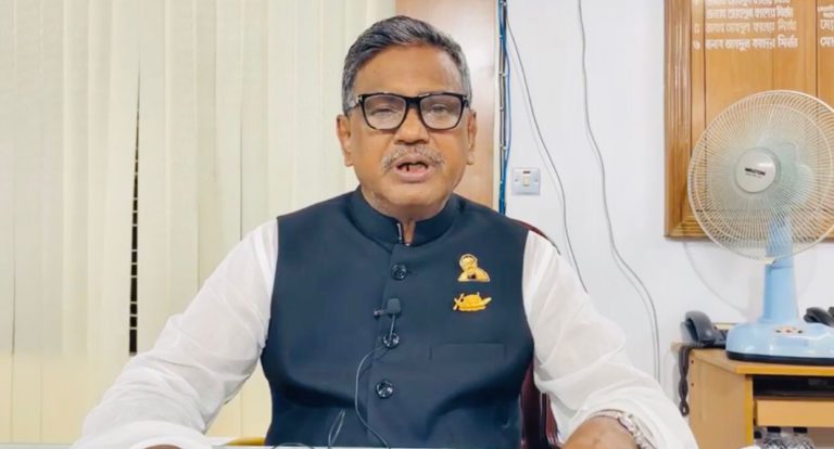 দলের প্রয়োজনে নিজের আমেরিকান ভিসা জ্বালিয়ে দেব: কাদের মির্জা