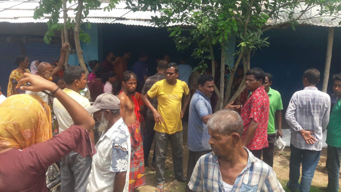 দিনাজপুরে সড়ক দুর্ঘটনায় আদিবাসী নিহত