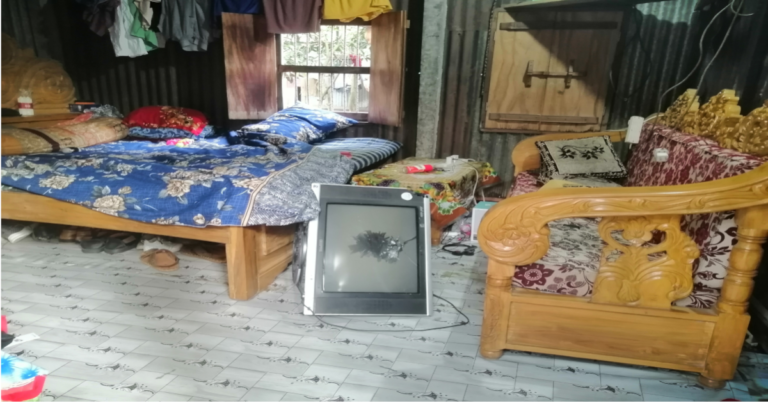 কাতার প্রবাসীর বাড়িতে হামলা