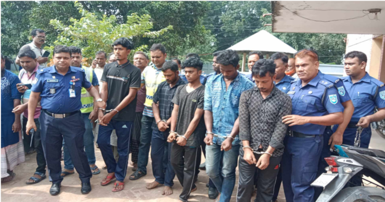 দিনাজপুরে ৫ কঙ্কাল চোর গ্রেফতার
