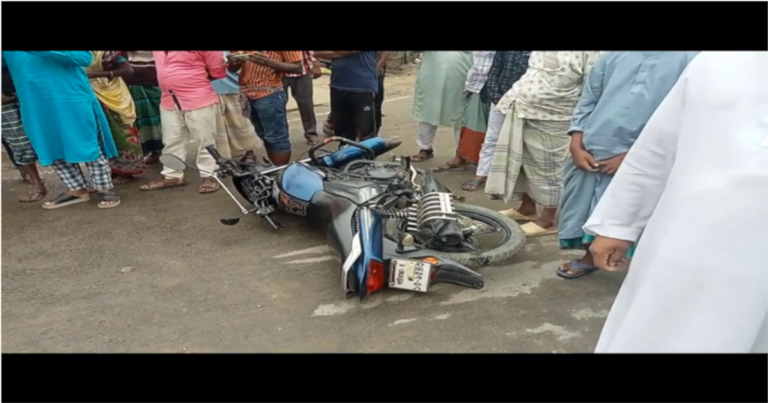 ট্রাক চাপায় পুলিশ সদস্য নিহত